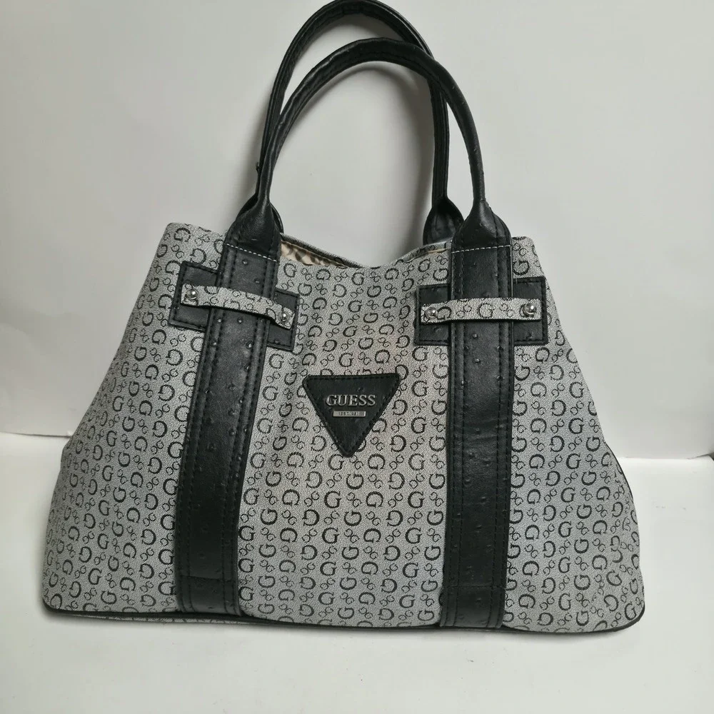 GUESS Bright Candy Shopper Tote Handbag Black Grey G Logo Signature Large Purse